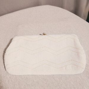 Vintage White/Cream Beaded Clutch Evening Bag w/ Jeweled Closure